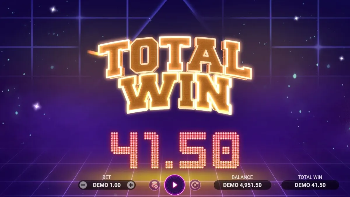 Tampilan visual futuristik dan neon dari slot Luck Reactor